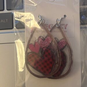 Mi amour red heart earrings